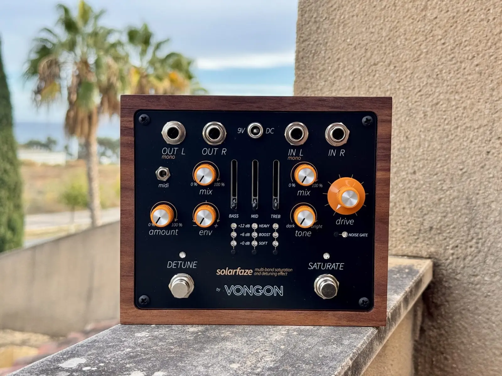 Vongon - One More Pedal