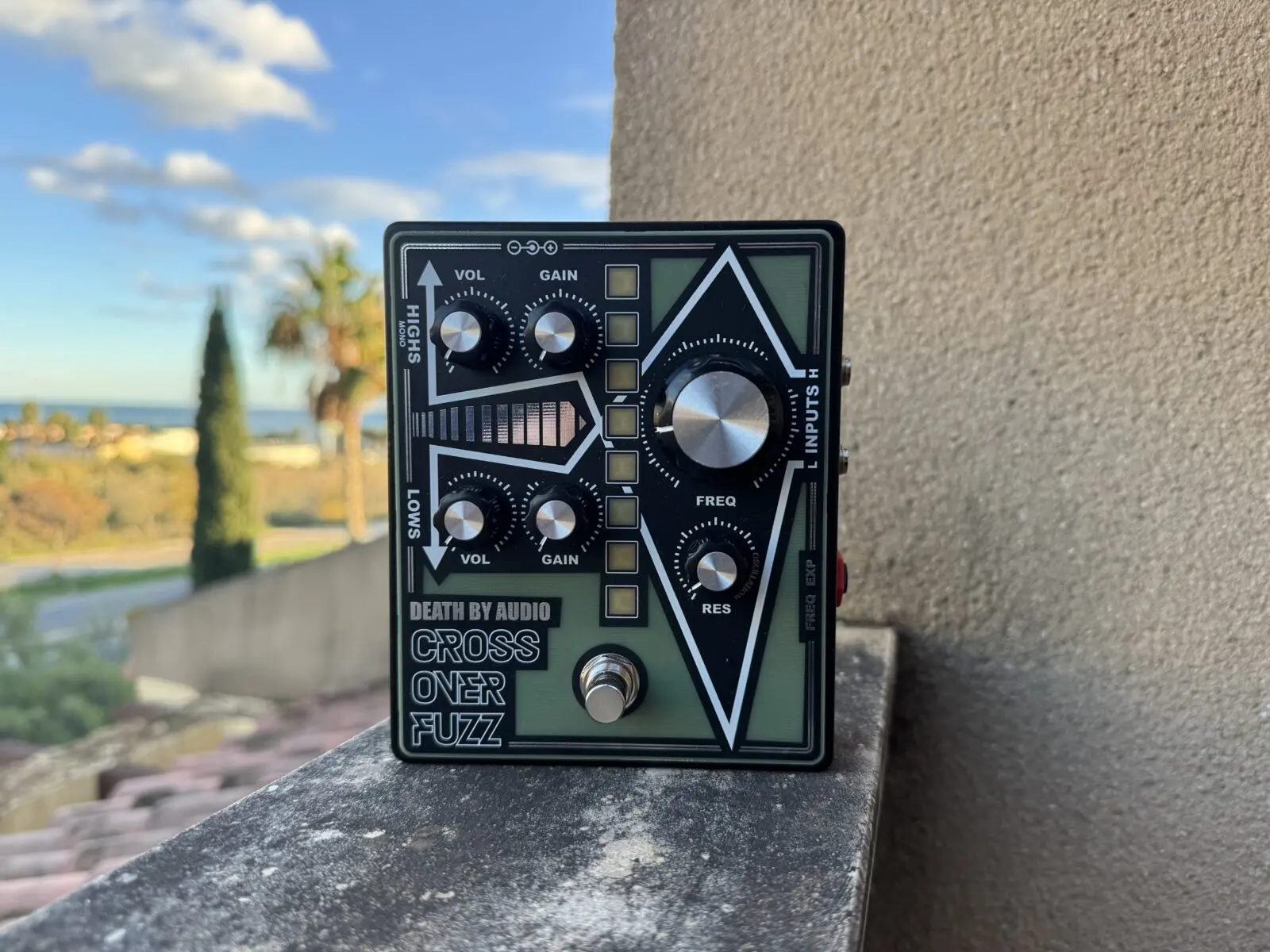 Death By Audio · Crossover Fuzz - One More Pedal