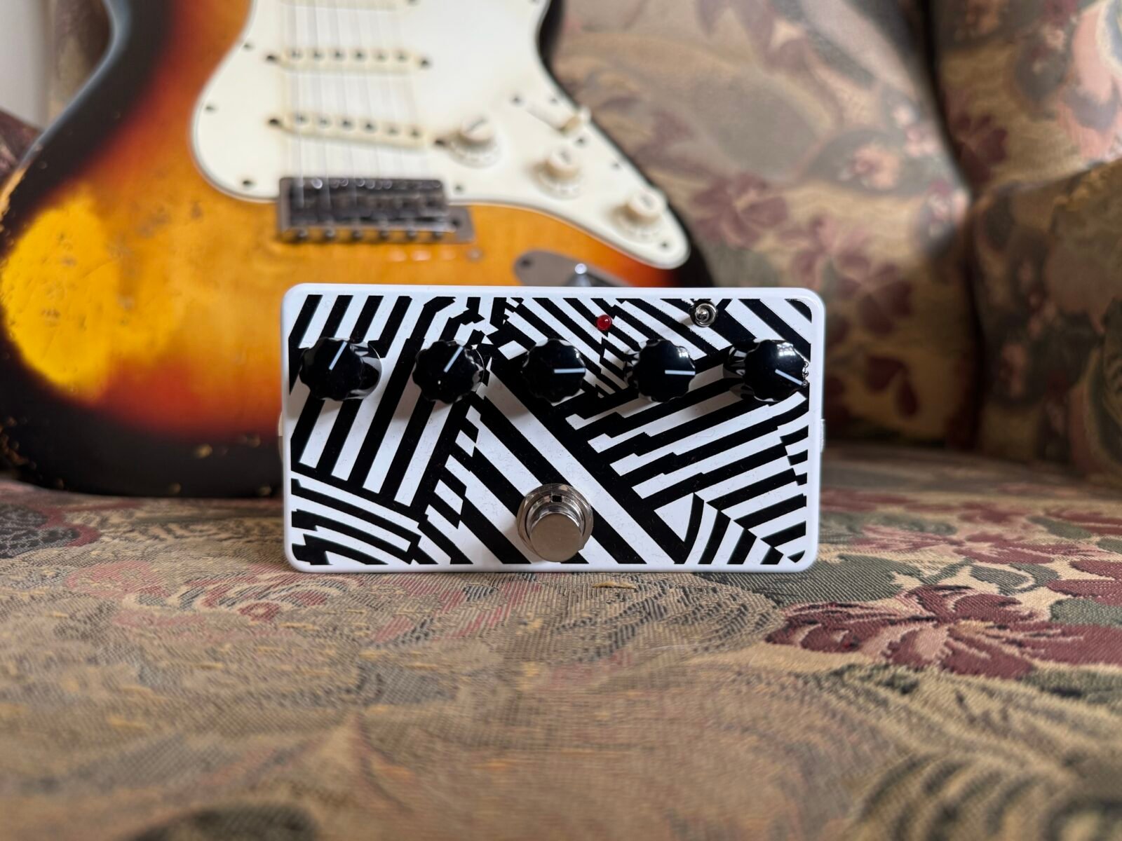 ZVex Instant Lo-Fi Junky · Limited “Razzle Dazzle” Edition